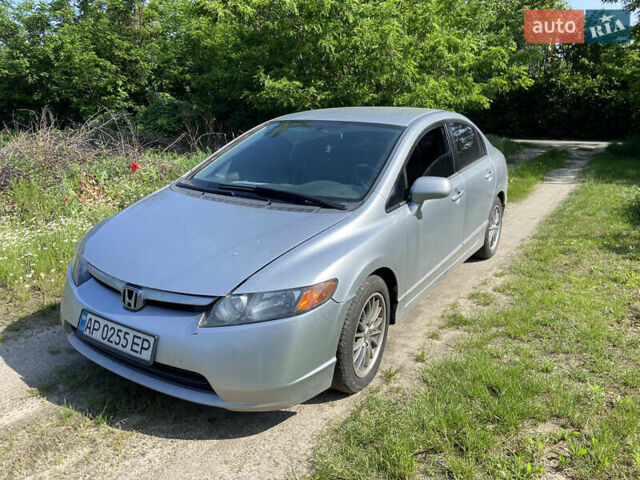 Серый Хонда Цивик, объемом двигателя 1.8 л и пробегом 258 тыс. км за 4650 $, фото 1 на Automoto.ua