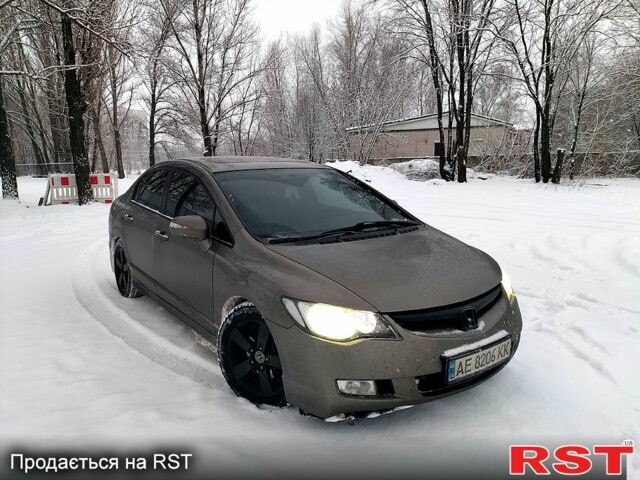 Серый Хонда Цивик, объемом двигателя 1.8 л и пробегом 25000 тыс. км за 6400 $, фото 1 на Automoto.ua