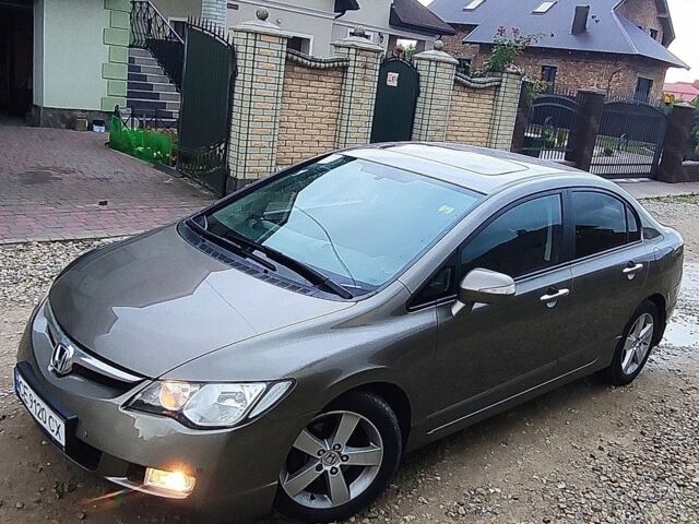 Серый Хонда Цивик, объемом двигателя 1.8 л и пробегом 254 тыс. км за 5799 $, фото 1 на Automoto.ua
