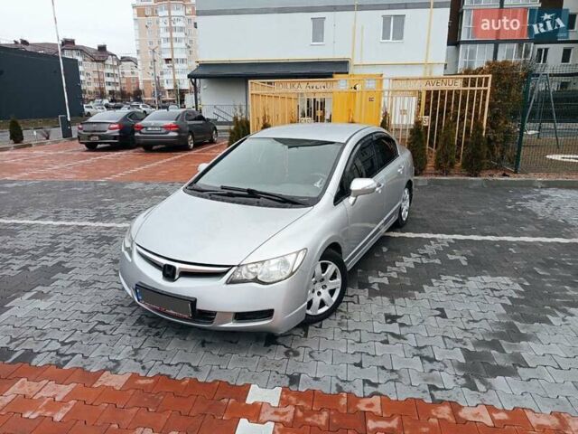 Сірий Хонда Сівік, об'ємом двигуна 1.8 л та пробігом 213 тис. км за 5400 $, фото 1 на Automoto.ua