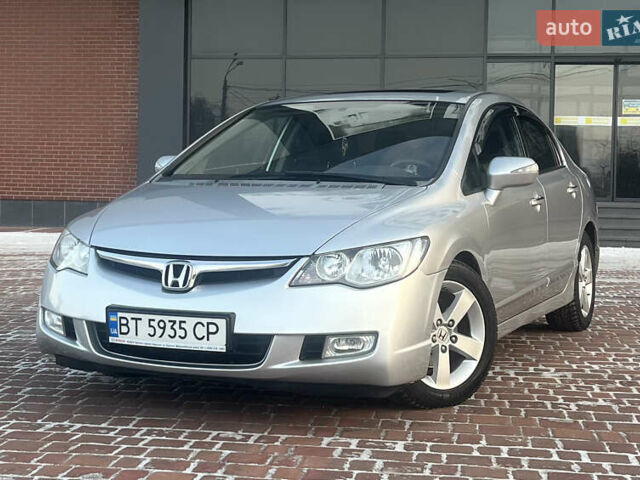 Серый Хонда Цивик, объемом двигателя 1.8 л и пробегом 232 тыс. км за 6700 $, фото 1 на Automoto.ua