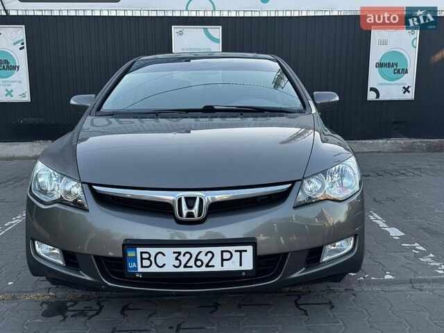 Серый Хонда Цивик, объемом двигателя 1.8 л и пробегом 241 тыс. км за 6700 $, фото 1 на Automoto.ua
