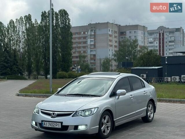 Серый Хонда Цивик, объемом двигателя 1.8 л и пробегом 265 тыс. км за 5800 $, фото 1 на Automoto.ua