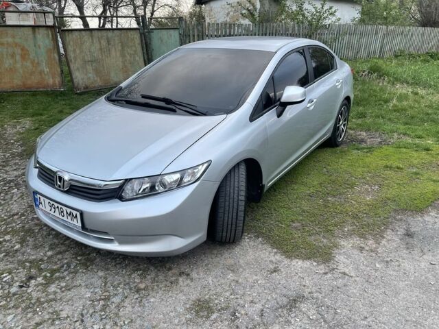 Серый Хонда Цивик, объемом двигателя 1.8 л и пробегом 182 тыс. км за 8500 $, фото 1 на Automoto.ua