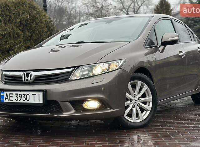 Серый Хонда Цивик, объемом двигателя 1.8 л и пробегом 226 тыс. км за 9300 $, фото 1 на Automoto.ua