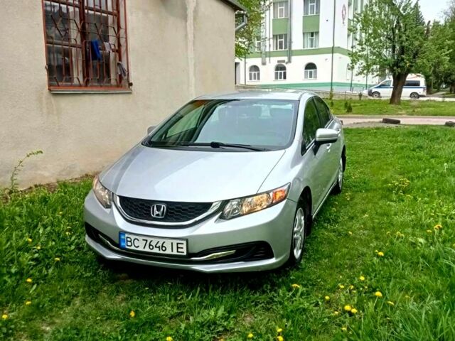 Серый Хонда Цивик, объемом двигателя 1.8 л и пробегом 50 тыс. км за 12000 $, фото 1 на Automoto.ua