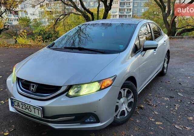 Серый Хонда Цивик, объемом двигателя 1.5 л и пробегом 210 тыс. км за 10900 $, фото 1 на Automoto.ua