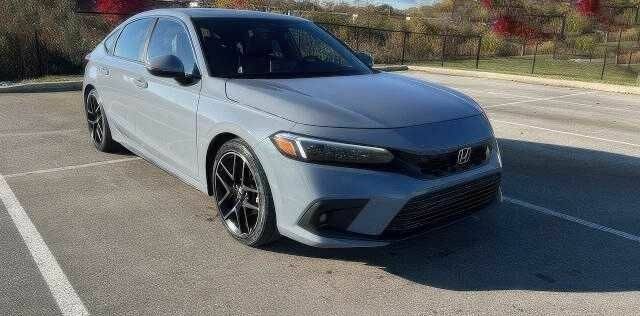 Серый Хонда Цивик, объемом двигателя 1.5 л и пробегом 47 тыс. км за 11000 $, фото 1 на Automoto.ua