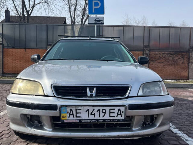 Серый Хонда Цивик, объемом двигателя 1.4 л и пробегом 275 тыс. км за 3300 $, фото 1 на Automoto.ua