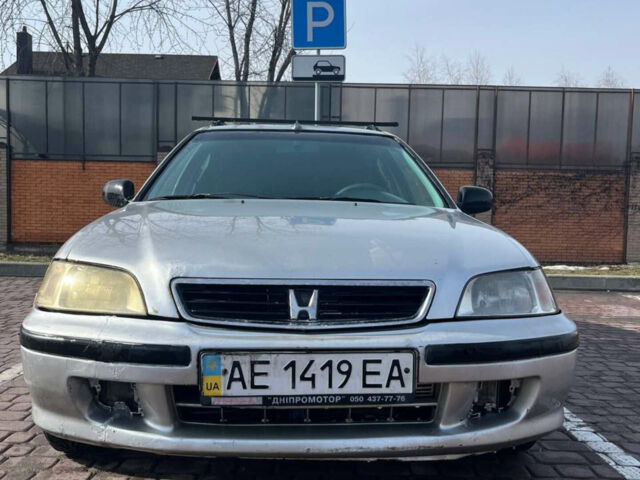 Серый Хонда Цивик, объемом двигателя 1.4 л и пробегом 275 тыс. км за 3300 $, фото 1 на Automoto.ua