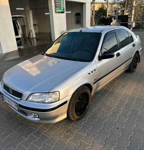 Серый Хонда Цивик, объемом двигателя 1.4 л и пробегом 250 тыс. км за 2000 $, фото 1 на Automoto.ua