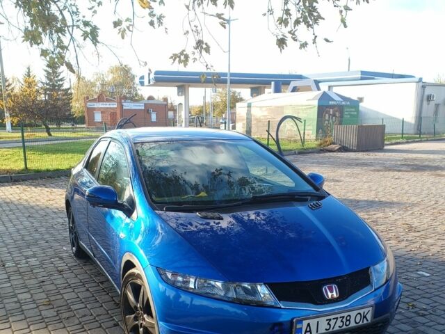 Синий Хонда Цивик, объемом двигателя 1.8 л и пробегом 233 тыс. км за 5999 $, фото 1 на Automoto.ua