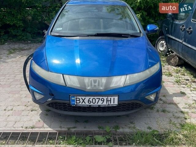 Синий Хонда Цивик, объемом двигателя 1.34 л и пробегом 200 тыс. км за 2500 $, фото 1 на Automoto.ua