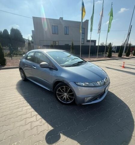 Синий Хонда Цивик, объемом двигателя 1.8 л и пробегом 195 тыс. км за 6500 $, фото 1 на Automoto.ua