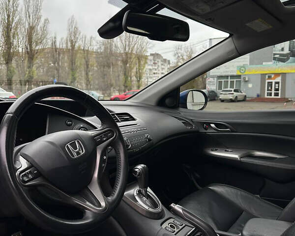 Синий Хонда Цивик, объемом двигателя 1.8 л и пробегом 186 тыс. км за 8200 $, фото 1 на Automoto.ua