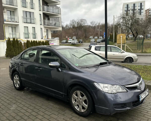 Синий Хонда Цивик, объемом двигателя 1.3 л и пробегом 250 тыс. км за 4800 $, фото 1 на Automoto.ua