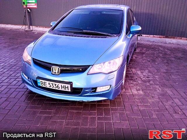 Синий Хонда Цивик, объемом двигателя 1.8 л и пробегом 207 тыс. км за 6000 $, фото 1 на Automoto.ua