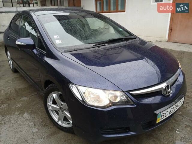 Хонда Цивик 2007 в Радехове на Automoto.ua Синий Хонда Цивик, объемом двигателя 1.8 л и пробегом 242 тыс. км за 4700 $, фото 1 на Automoto.ua