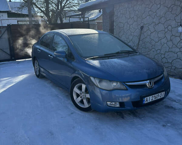 Синий Хонда Цивик, объемом двигателя 1.8 л и пробегом 314 тыс. км за 4999 $, фото 1 на Automoto.ua