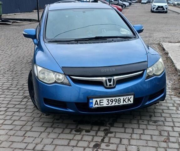 Синий Хонда Цивик, объемом двигателя 1.8 л и пробегом 287 тыс. км за 4999 $, фото 1 на Automoto.ua