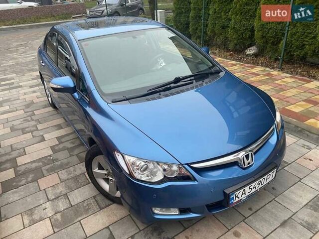 Синий Хонда Цивик, объемом двигателя 1.8 л и пробегом 170 тыс. км за 7300 $, фото 1 на Automoto.ua