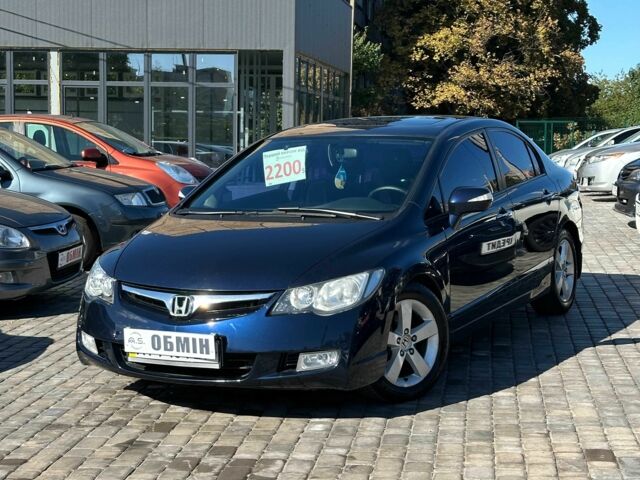 Синий Хонда Цивик, объемом двигателя 1.8 л и пробегом 212 тыс. км за 6600 $, фото 1 на Automoto.ua