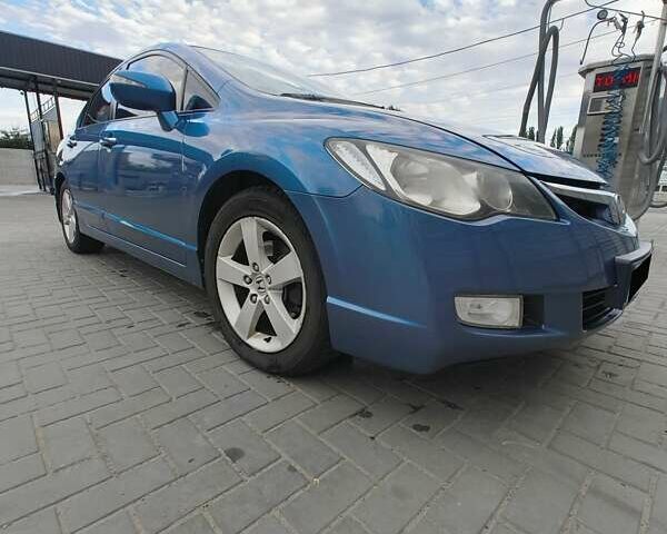 Синий Хонда Цивик, объемом двигателя 1.8 л и пробегом 219 тыс. км за 7436 $, фото 1 на Automoto.ua