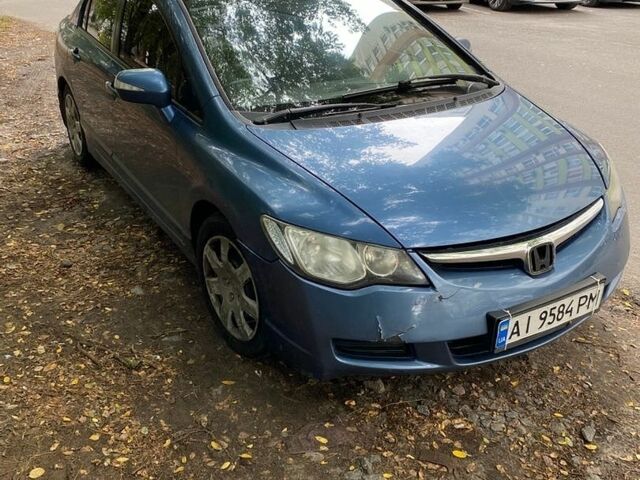 Синий Хонда Цивик, объемом двигателя 1.8 л и пробегом 450 тыс. км за 4200 $, фото 1 на Automoto.ua