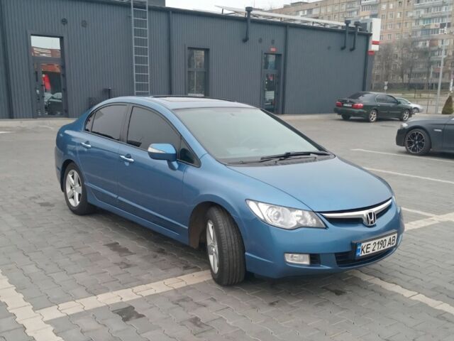 Синий Хонда Цивик, объемом двигателя 1.8 л и пробегом 249 тыс. км за 5950 $, фото 1 на Automoto.ua