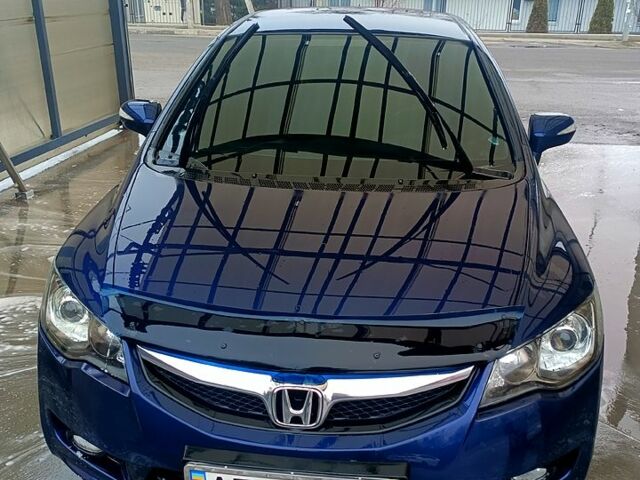 Синий Хонда Цивик, объемом двигателя 1.3 л и пробегом 203 тыс. км за 7200 $, фото 1 на Automoto.ua