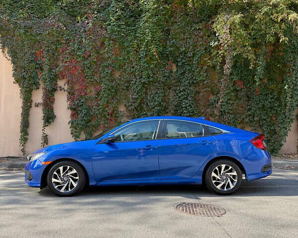 Синий Хонда Цивик, объемом двигателя 2 л и пробегом 86 тыс. км за 13000 $, фото 1 на Automoto.ua