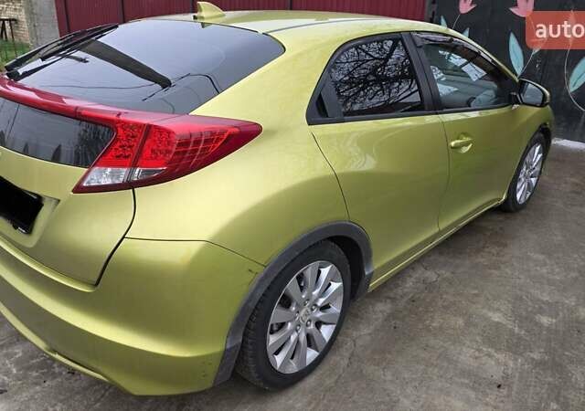 Зеленый Хонда Цивик, объемом двигателя 1.8 л и пробегом 135 тыс. км за 10900 $, фото 1 на Automoto.ua