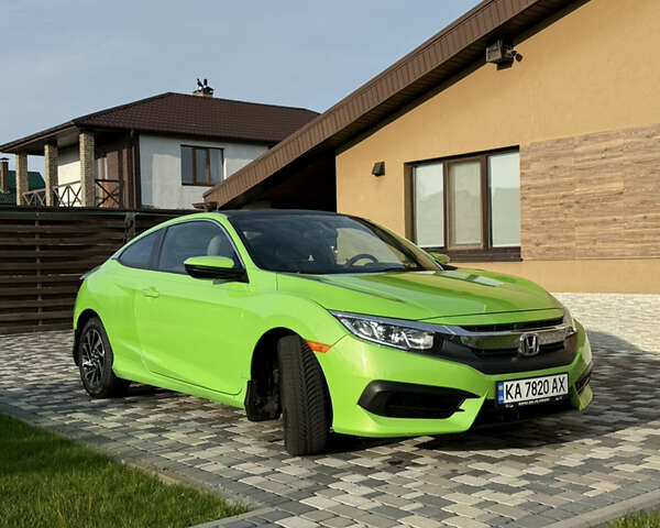 Зеленый Хонда Цивик, объемом двигателя 2 л и пробегом 106 тыс. км за 15900 $, фото 1 на Automoto.ua