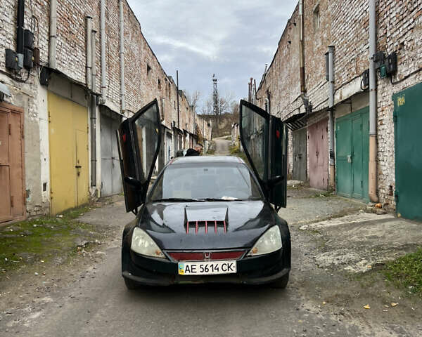 Зеленый Хонда Цивик, объемом двигателя 1.6 л и пробегом 250 тыс. км за 1100 $, фото 1 на Automoto.ua