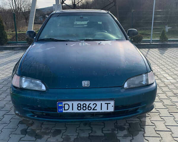 Зеленый Хонда Цивик, объемом двигателя 1.49 л и пробегом 480 тыс. км за 750 $, фото 1 на Automoto.ua