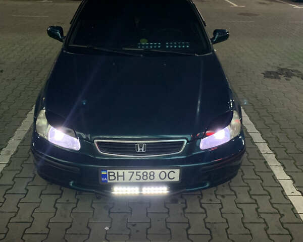 Зеленый Хонда Цивик, объемом двигателя 1.49 л и пробегом 330 тыс. км за 3000 $, фото 1 на Automoto.ua