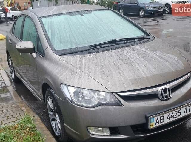 Зеленый Хонда Цивик, объемом двигателя 1.8 л и пробегом 267 тыс. км за 7399 $, фото 1 на Automoto.ua