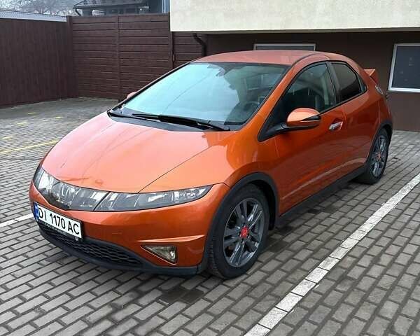 Оранжевый Хонда Цивик, объемом двигателя 1.8 л и пробегом 296 тыс. км за 5800 $, фото 1 на Automoto.ua