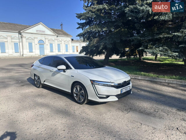 Білий Хонда Клериті, об'ємом двигуна 1.5 л та пробігом 112 тис. км за 18999 $, фото 1 на Automoto.ua