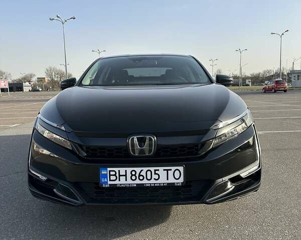 Черный Хонда Клерити, объемом двигателя 1.5 л и пробегом 83 тыс. км за 19300 $, фото 1 на Automoto.ua