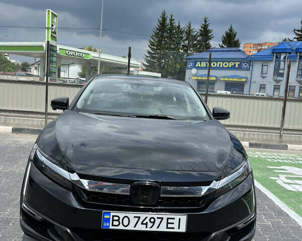 Чорний Хонда Клериті, об'ємом двигуна 1.5 л та пробігом 90 тис. км за 21700 $, фото 1 на Automoto.ua