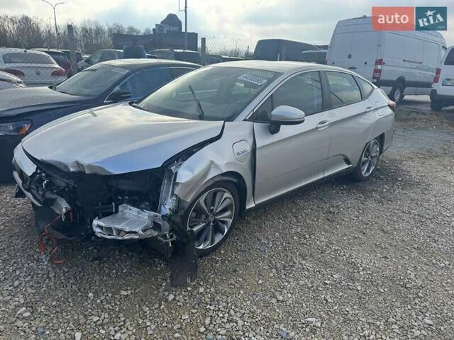 Серый Хонда Клерити, объемом двигателя 1.5 л и пробегом 34 тыс. км за 11000 $, фото 1 на Automoto.ua