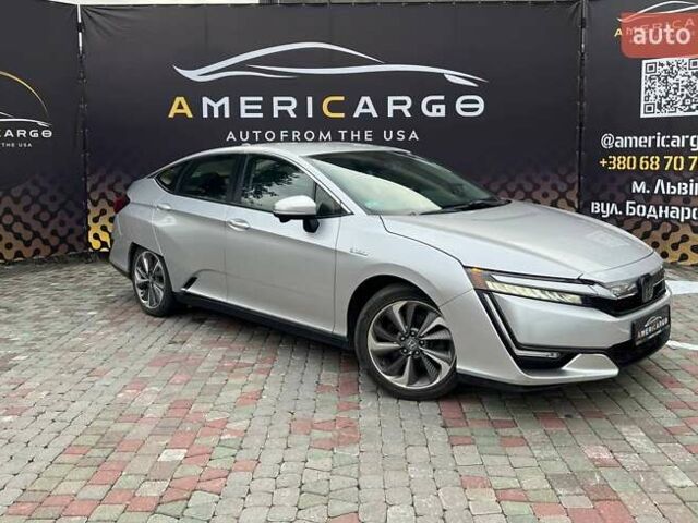 Серый Хонда Клерити, объемом двигателя 1.5 л и пробегом 183 тыс. км за 15800 $, фото 1 на Automoto.ua