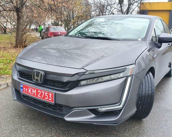 Серый Хонда Клерити, объемом двигателя 1.5 л и пробегом 103 тыс. км за 18200 $, фото 1 на Automoto.ua