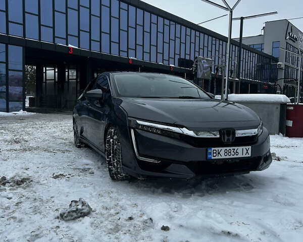 Сірий Хонда Клериті, об'ємом двигуна 1.5 л та пробігом 185 тис. км за 15300 $, фото 1 на Automoto.ua