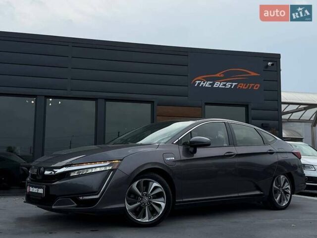 Серый Хонда Клерити, объемом двигателя 1.5 л и пробегом 159 тыс. км за 15900 $, фото 1 на Automoto.ua