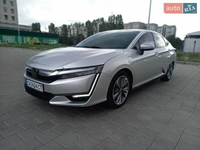 Сірий Хонда Клериті, об'ємом двигуна 1.5 л та пробігом 130 тис. км за 19800 $, фото 1 на Automoto.ua