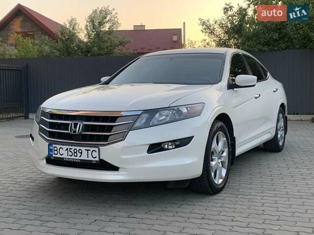 Белый Хонда Кросстур, объемом двигателя 3.5 л и пробегом 260 тыс. км за 9700 $, фото 1 на Automoto.ua