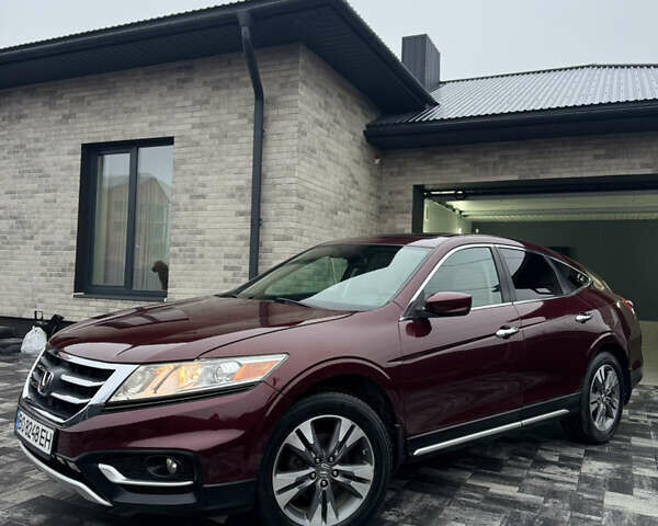Красный Хонда Кросстур, объемом двигателя 3.5 л и пробегом 130 тыс. км за 14800 $, фото 1 на Automoto.ua