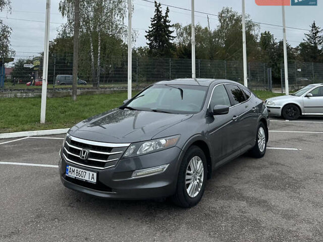 Сірий Хонда Кросстур, об'ємом двигуна 2.35 л та пробігом 220 тис. км за 12000 $, фото 1 на Automoto.ua